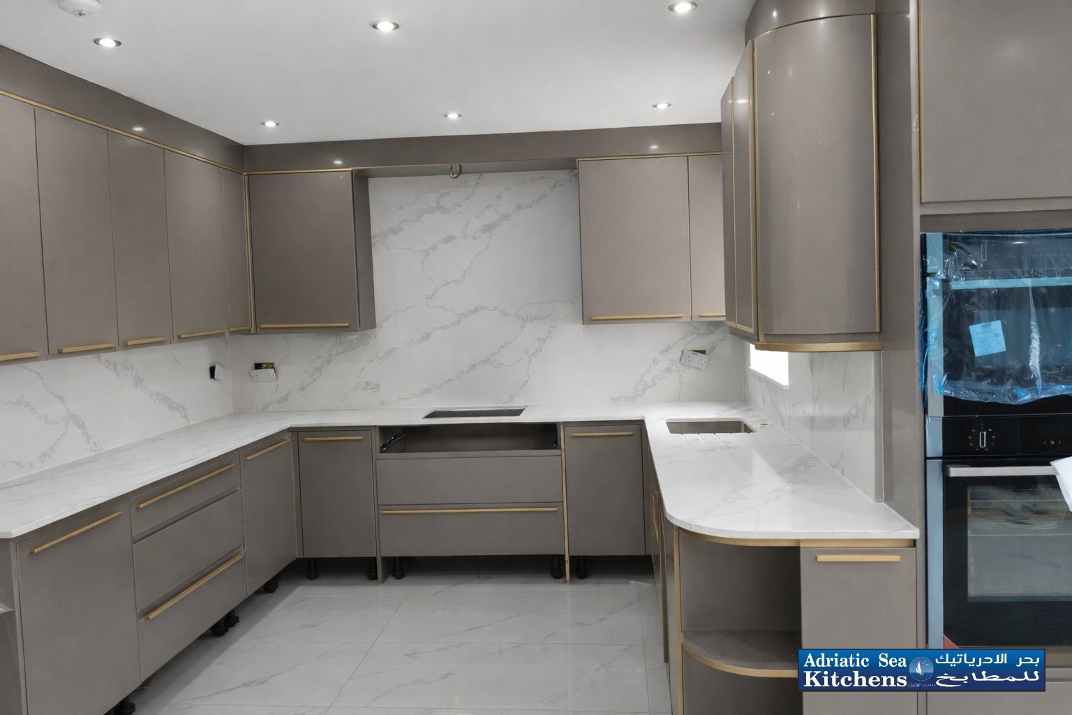 Modern Minimalist Kitchens Masterpiece